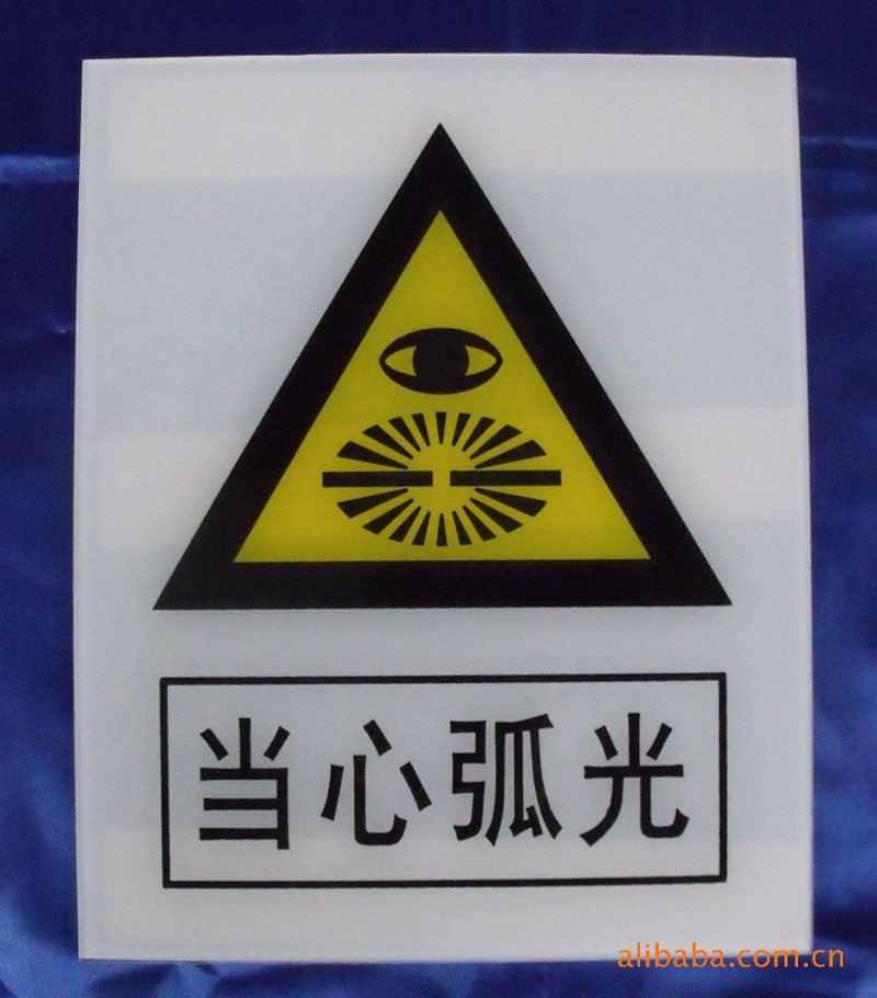 展示架定制：打造品牌独特形象的金钥匙